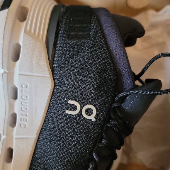 On running WOMEN'S ON CLOUDNOVA, PHANTOM/WHITE, 6 B MEDIUMBox as isNew - Picture 7 of 7